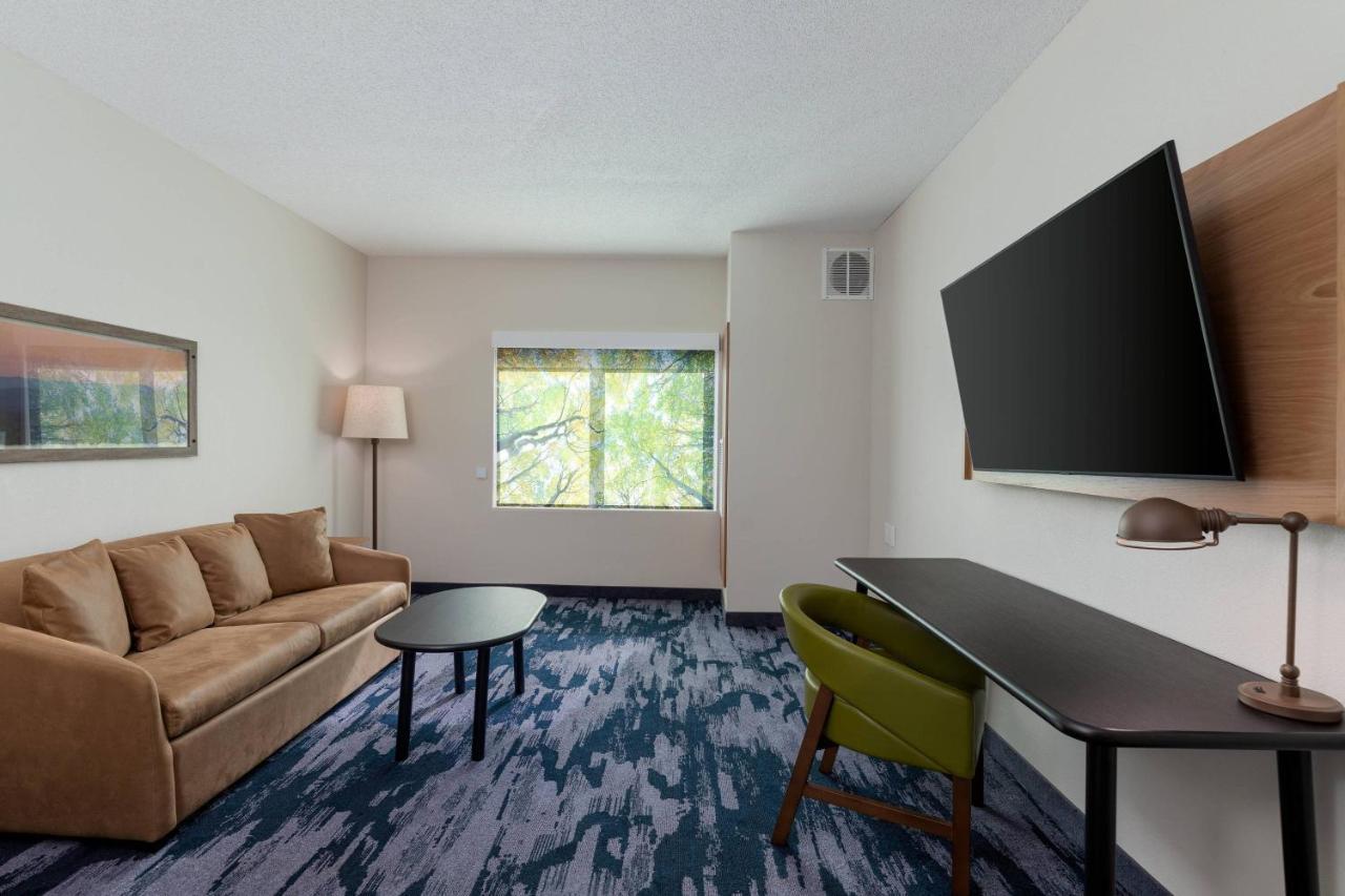 Fairfield Inn & Suites By Marriott Atlanta Stonecrest Литония Екстериор снимка