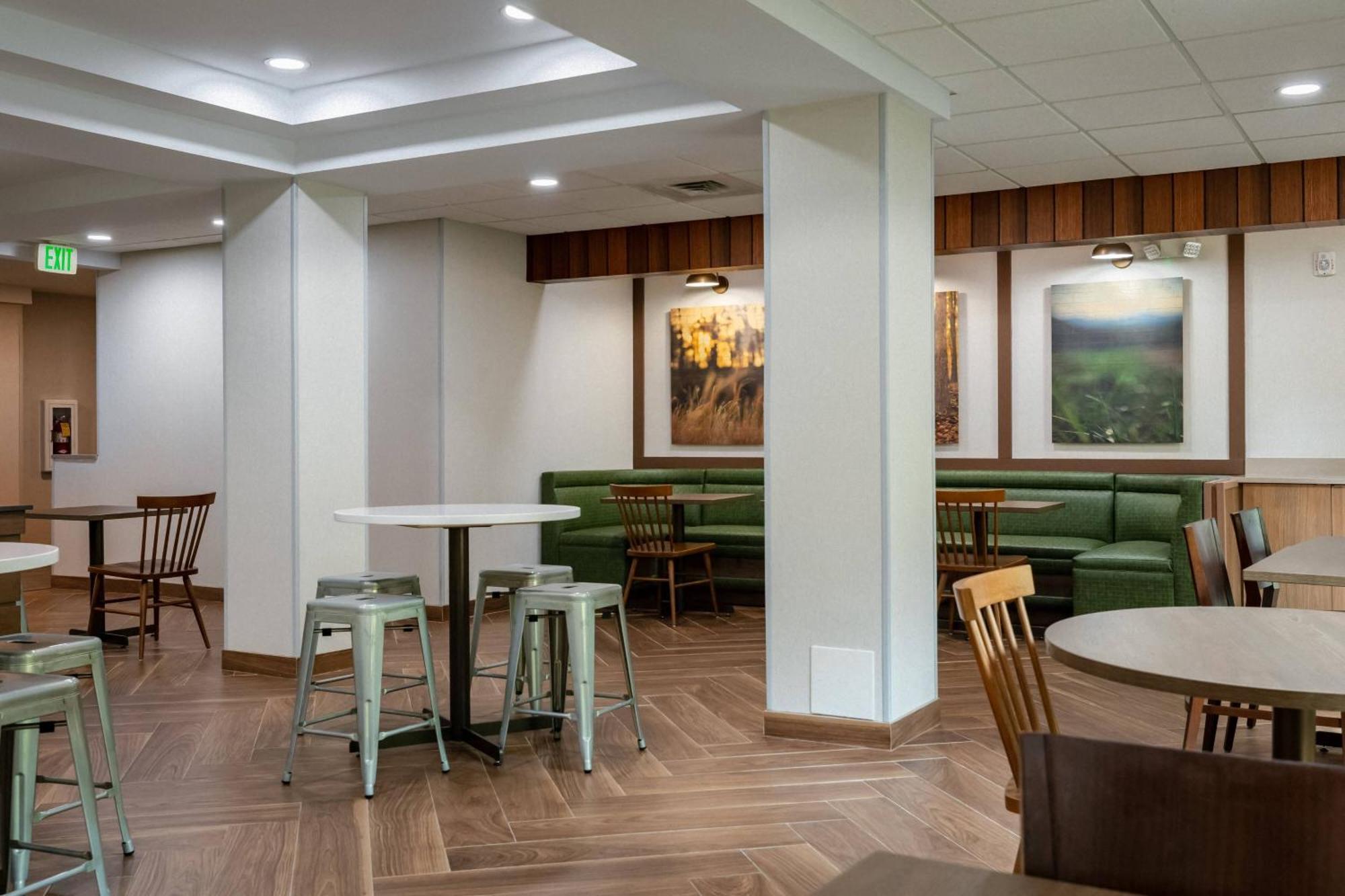 Fairfield Inn & Suites By Marriott Atlanta Stonecrest Литония Екстериор снимка