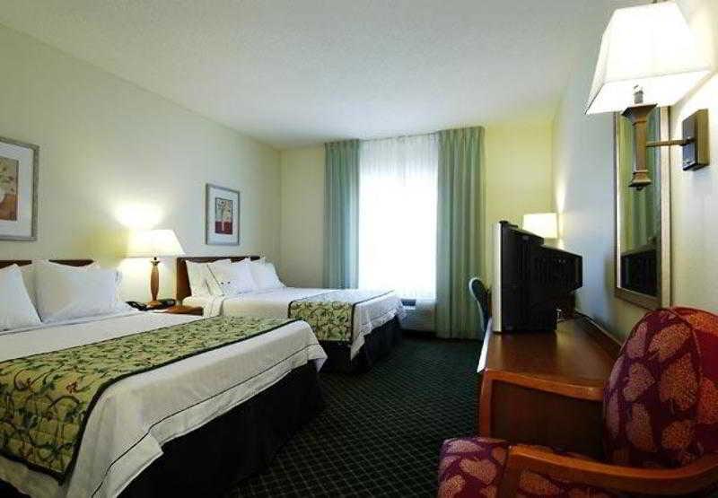Fairfield Inn & Suites By Marriott Atlanta Stonecrest Литония Стая снимка